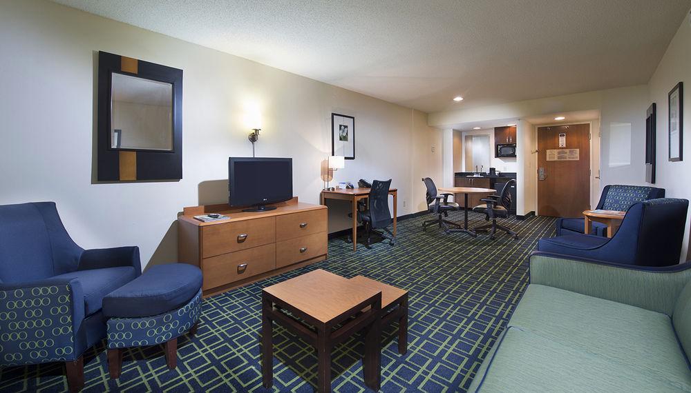 Fairfield Inn & Suites By Marriott Charleston Airport/Convention Center Βόρειο Τσάρλεστον Εξωτερικό φωτογραφία