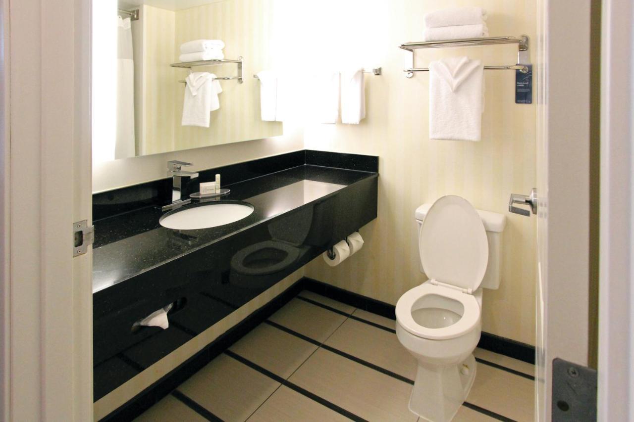 Fairfield Inn & Suites By Marriott Charleston Airport/Convention Center Βόρειο Τσάρλεστον Εξωτερικό φωτογραφία