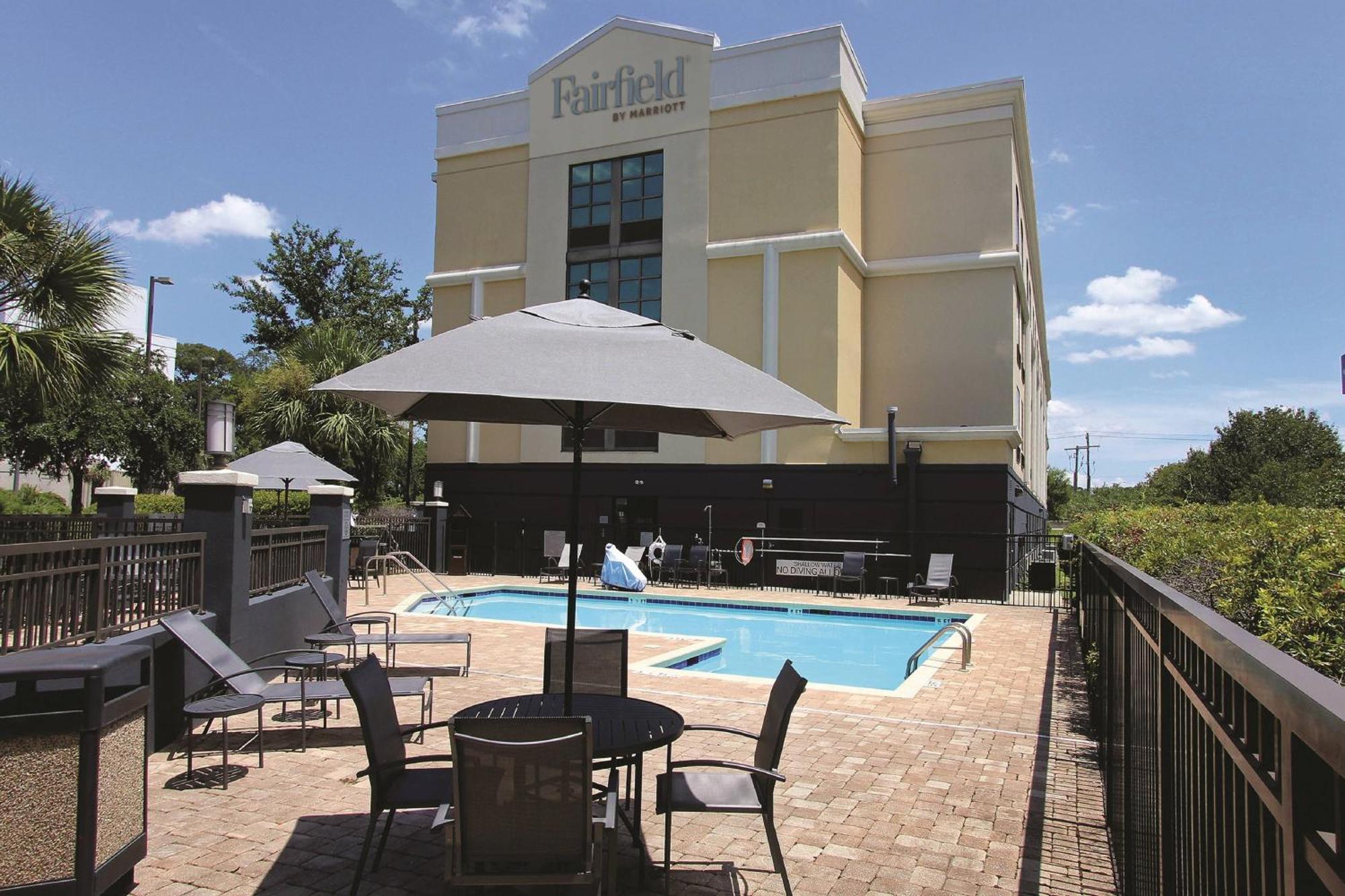 Fairfield Inn & Suites By Marriott Charleston Airport/Convention Center Βόρειο Τσάρλεστον Εξωτερικό φωτογραφία