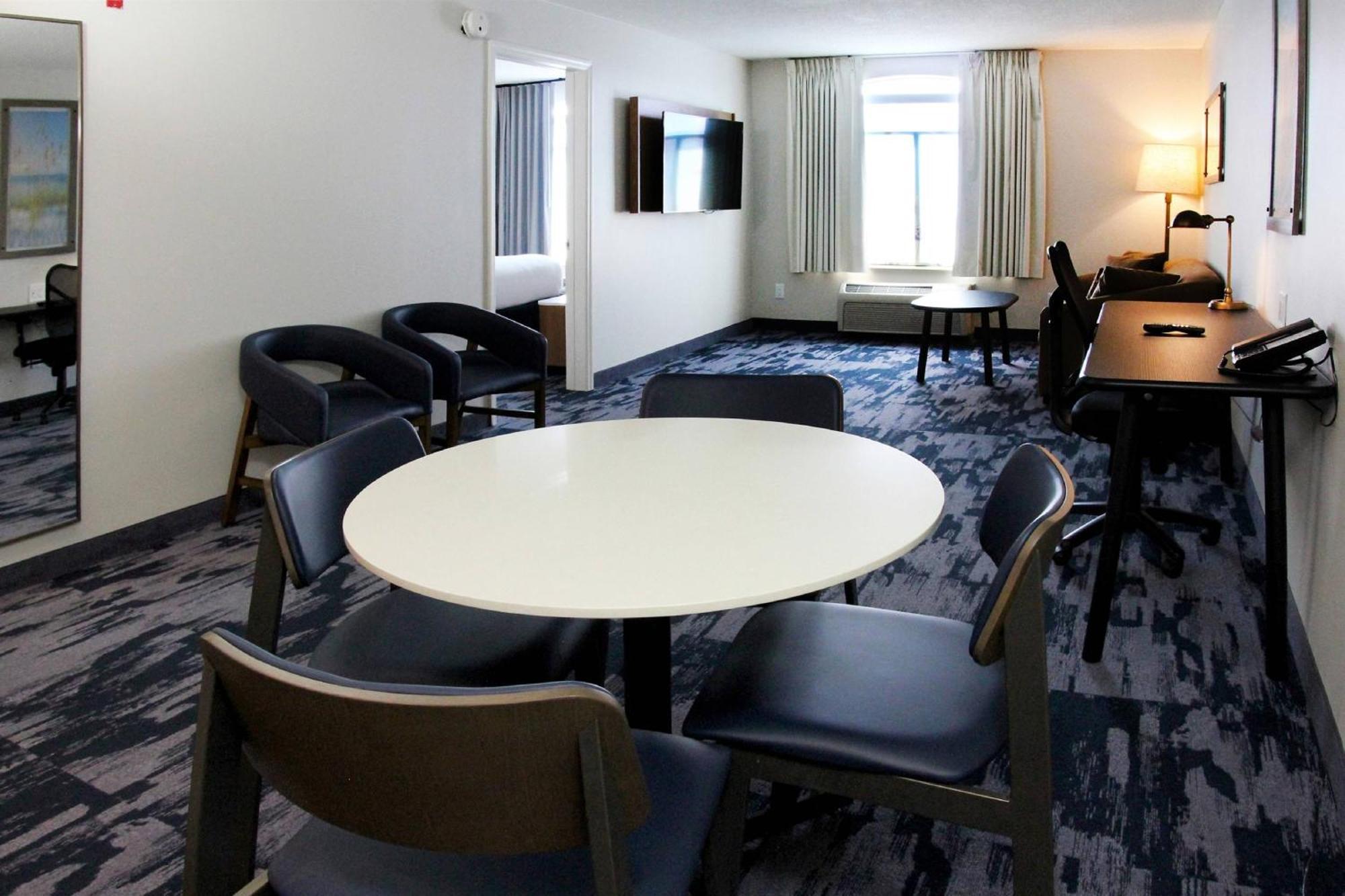 Fairfield Inn & Suites By Marriott Charleston Airport/Convention Center Βόρειο Τσάρλεστον Εξωτερικό φωτογραφία