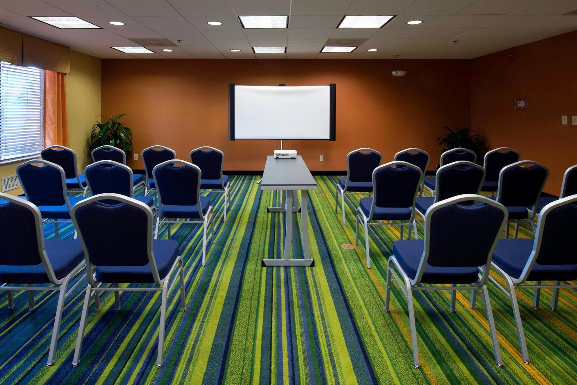 Fairfield Inn & Suites By Marriott Charleston Airport/Convention Center Βόρειο Τσάρλεστον Εξωτερικό φωτογραφία