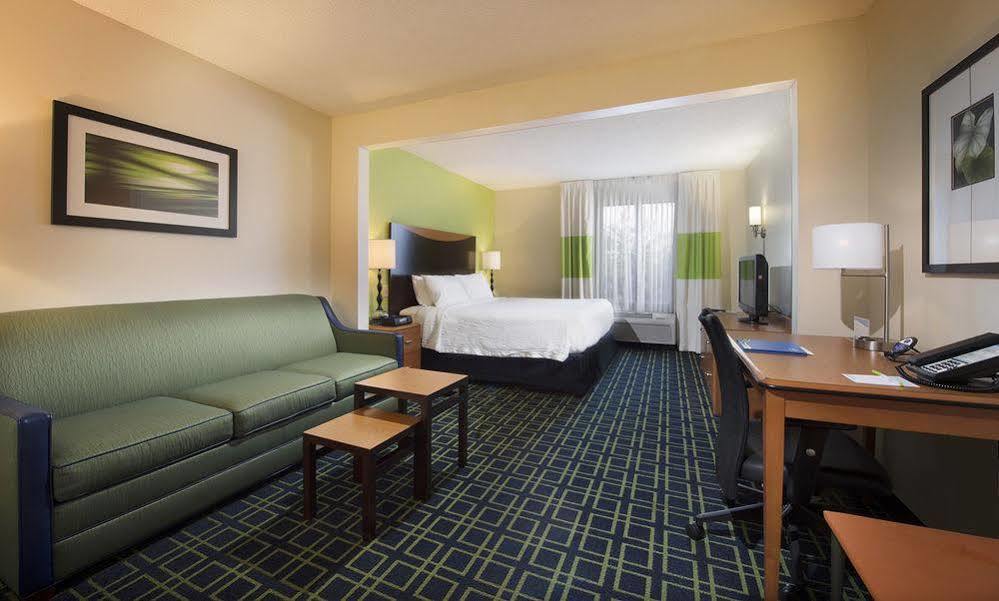 Fairfield Inn & Suites By Marriott Charleston Airport/Convention Center Βόρειο Τσάρλεστον Εξωτερικό φωτογραφία